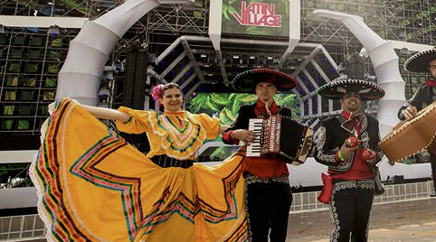 Mexicaanse live muziek en dans